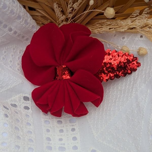 Barrette Nia